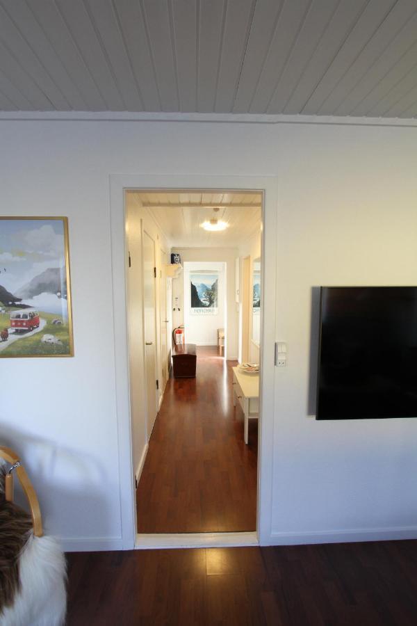 Cosy Apartment Near Beach, Marina & City Centre トースハウン エクステリア 写真
