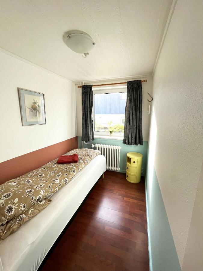 Cosy Apartment Near Beach, Marina & City Centre トースハウン エクステリア 写真