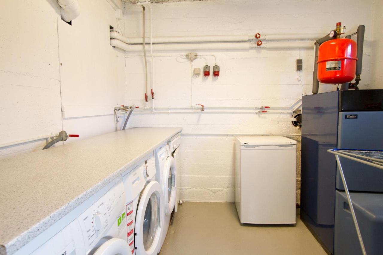 Cosy Apartment Near Beach, Marina & City Centre トースハウン エクステリア 写真